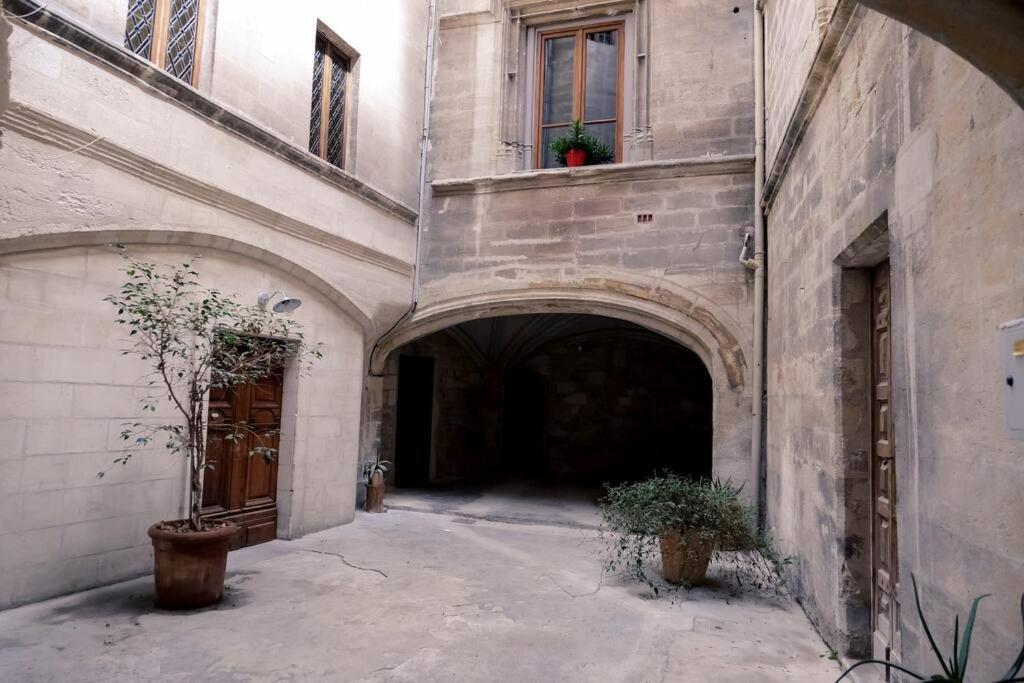 Noa - Mont Piete Studio Intramuros - أفينيون المظهر الخارجي الصورة